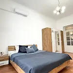 Majestic Residency - 3 Bedrooms Apartment