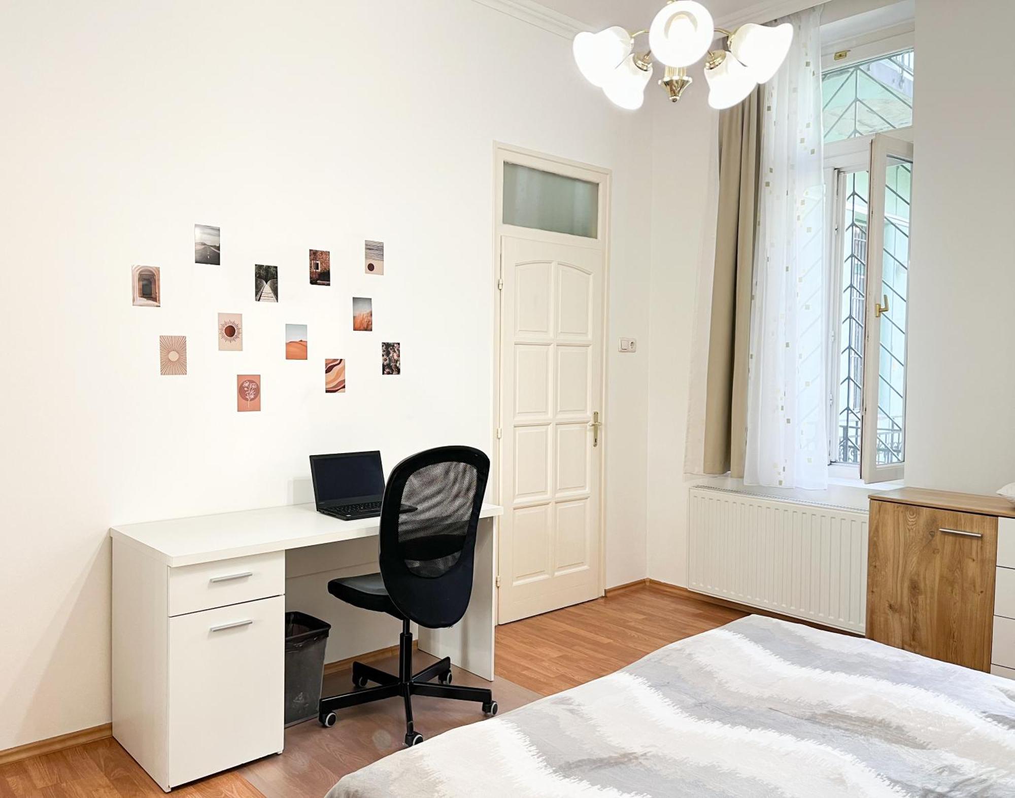 Majestic Residency - 3 Bedrooms Apartmán *